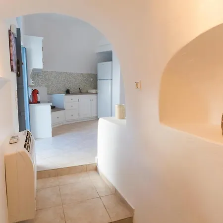 Gemini Cave أويا