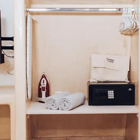 Gemini Cave فيلة أويا