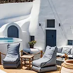Gemini Cave * Oia