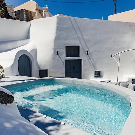 Gemini Cave * Oia